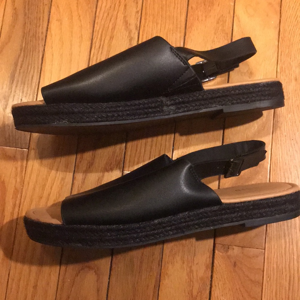 Torrid women’s size 12w 12 wide black sandals braided shoes